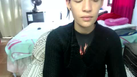 Snapshot of shanyflores5 chatting on 04-22-26, 01:12 shanyflores5 online show from 04-22-26, 01:12