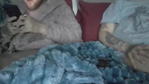 Snapshot of shanyozza chatting on 04-28-26, 10:15 naughtyfuckcouple online show from 04-28-26, 10:15