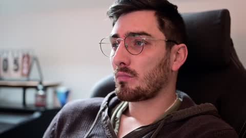 frenchy boy online show from 12-09-24, 01:02