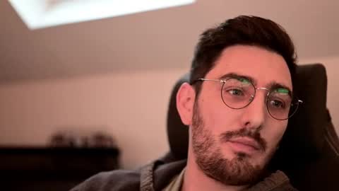 frenchy boy online show from 12-10-24, 03:12