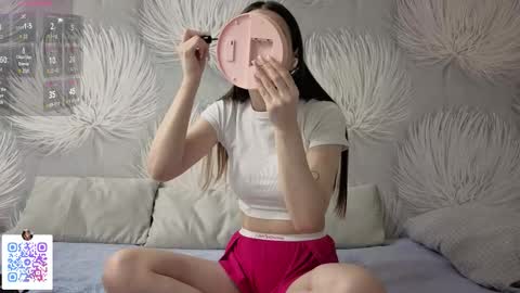 Snapshot of shaquitaalcosiba chatting on 02-21-26, 08:32 Alica online show from 02-21-26, 08:32