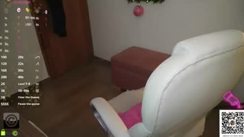 Snapshot of sharai_ chatting on 07-08-26, 06:12 Lau online show from 07-08-26, 06:12