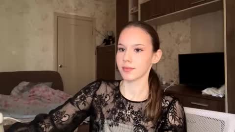 Snapshot of shardamcelhiney chatting on 03-02-26, 08:10 Arina online show from 03-02-26, 08:10