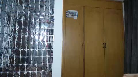 sharickleon11 online show from 09-25-25, 02:48