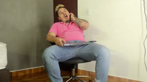 jhon deibyd online show from 12-18-24, 06:53