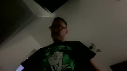 Sharksboy online show from 09-27-25, 05:34