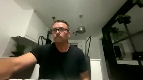 Sharksboy online show from 10-02-25, 02:40