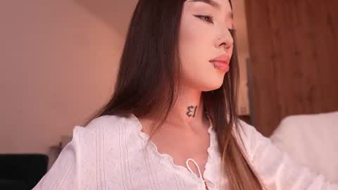Sharlin  online show from 07-22-26, 02:09