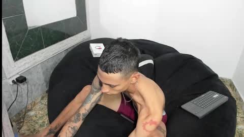 Sharlot07 online show from 03-06-25, 09:36