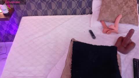 Sharom  online show from 01-30-25, 11:02