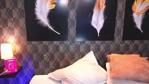 Sharom  online show from 03-30-26, 07:04