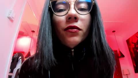 Snapshot of sharon_nyx chatting on 09-25-25, 12:53 Sharon online show from 09-25-25, 12:53