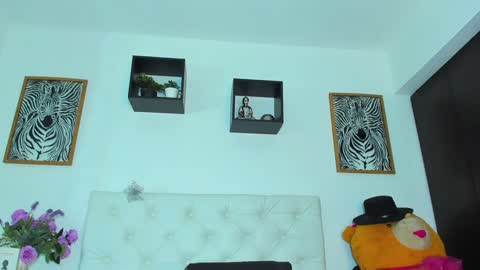 sharon_smiith_ online show from 01-24-25, 10:41