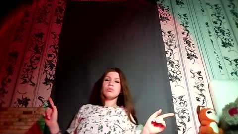 Snapshot of sharondaprester chatting on 05-20-26, 03:40 Nika online show from 05-20-26, 03:40