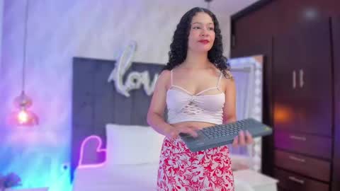 Sharon online show from 02-17-25, 03:25