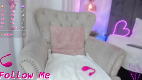 Sharon online show from 02-25-25, 06:58