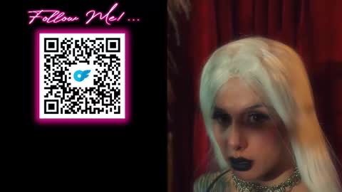 Snapshot of sharpay_evans chatting on 01-11-26, 02:11 Antonia online show from 01-11-26, 02:11