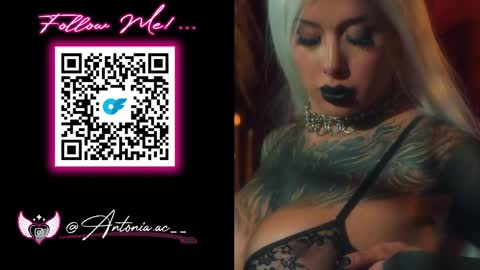 Snapshot of sharpay_evans chatting on 04-15-26, 03:41 Antonia online show from 04-15-26, 03:41