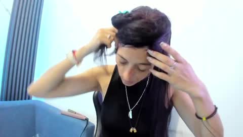 Shauna online show from 03-28-26, 12:16