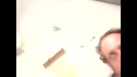 Snapshot of shaunno999 chatting on 02-14-26, 06:04 shaunno999 online show from 02-14-26, 06:04