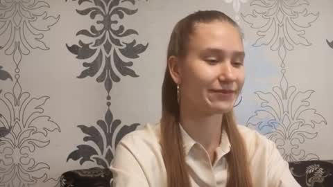 Mila Darling online show from 12-21-25, 03:19