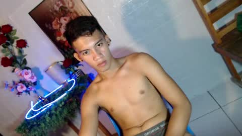 Snapshot of shawn_cole chatting on 07-11-26, 12:41 shawn_cole online show from 07-11-26, 12:41