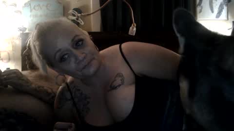 ShawnandJenn online show from 03-02-25, 12:11