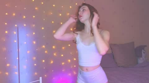 Snapshot of shawty_girl_ chatting on 12-23-24, 03:12 Sonya online show from 12-23-24, 03:12