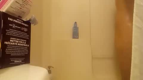 Snapshot of shay6371 chatting on 11-20-25, 12:33 shay6371 online show from 11-20-25, 12:33