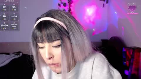 Shayla 3 online show from 09-15-25, 08:09