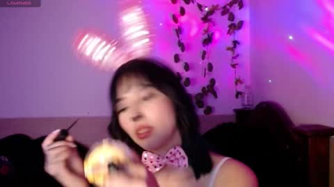 Shayla 3 online show from 10-23-25, 08:07