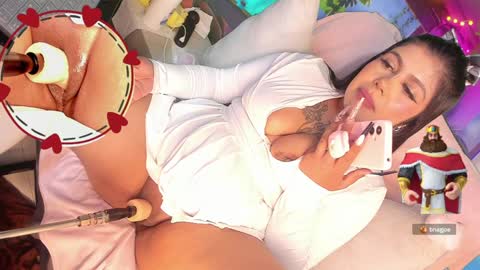 Snapshot of shayna_manson_ chatting on 01-24-25, 05:11 INDEPENDENT MODEL ITS JUST YOU ME online show from 01-24-25, 05:11