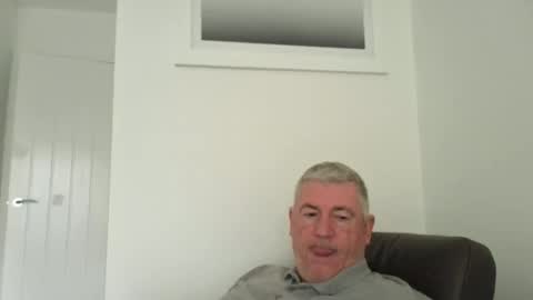 Snapshot of she52 chatting on 11-05-25, 08:58 she52 online show from 11-05-25, 08:58