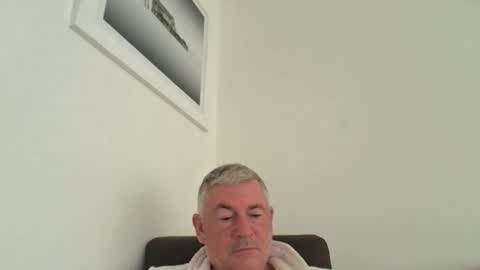 Snapshot of she52 chatting on 11-07-25, 10:37 she52 online show from 11-07-25, 10:37