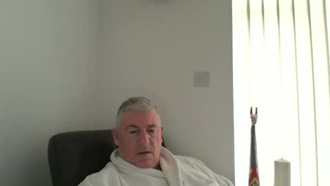 Snapshot of she52 chatting on 02-08-26, 10:18 she52 online show from 02-08-26, 10:18