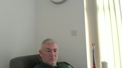 Snapshot of she52 chatting on 02-20-26, 12:27 she52 online show from 02-20-26, 12:27