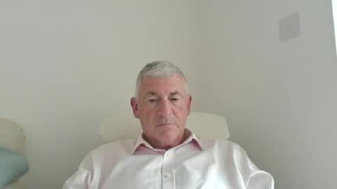 Snapshot of she52 chatting on 06-22-26, 02:03 she52 online show from 06-22-26, 02:03