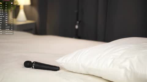 Tessa online show from 02-10-26, 02:37