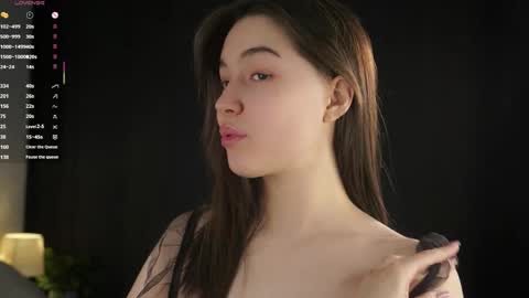 Tessa online show from 05-01-26, 02:49