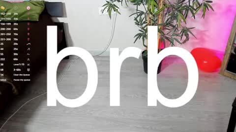 Snapshot of shei1a_shy chatting on 02-25-25, 12:03 Amely online show from 02-25-25, 12:03