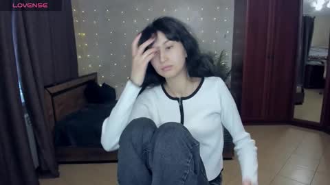 Sheila online show from 03-29-26, 04:56