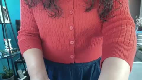 sheilyn_smith online show from 11-19-25, 04:56