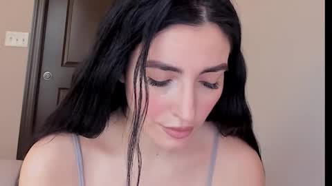 sheisallthat online show from 11-12-25, 08:41