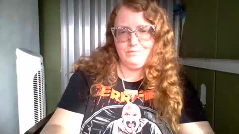 Snapshot of shelbyannn chatting on 03-02-26, 08:37 Red online show from 03-02-26, 08:37