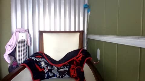 Snapshot of shelbyannn chatting on 03-31-26, 03:01 Red online show from 03-31-26, 03:01