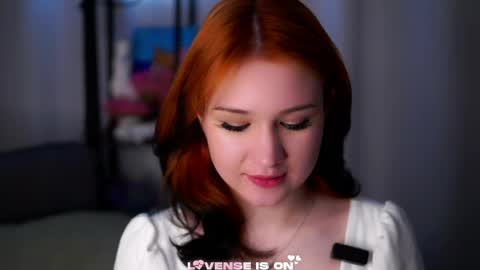 Lina online show from 04-10-26, 02:44