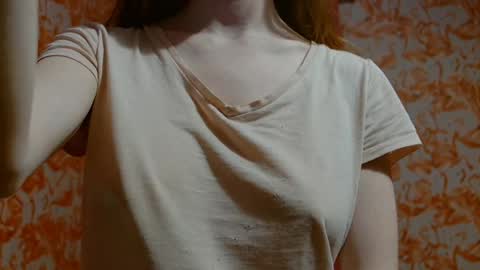 Erika online show from 12-29-24, 04:05