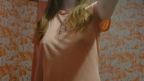 Erika online show from 02-06-25, 02:55