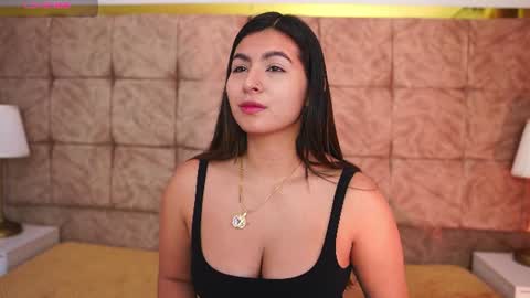 Snapshot of shelleymorell chatting on 06-23-26, 12:36 Transmission schedule Monday - Friday 715 am to 200 pm time Colombia online show from 06-23-26, 12:36