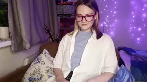 Ashley online show from 07-18-26, 06:01
